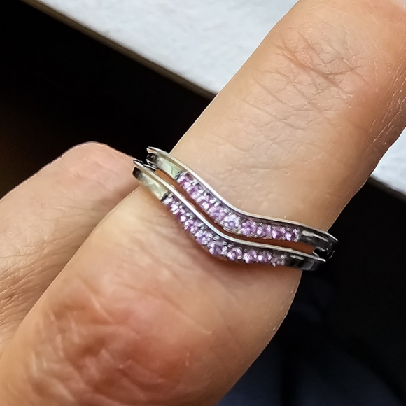 Womans White Gold Pink Sapphire Wedding Band Set (2) - Picture 6 of 10